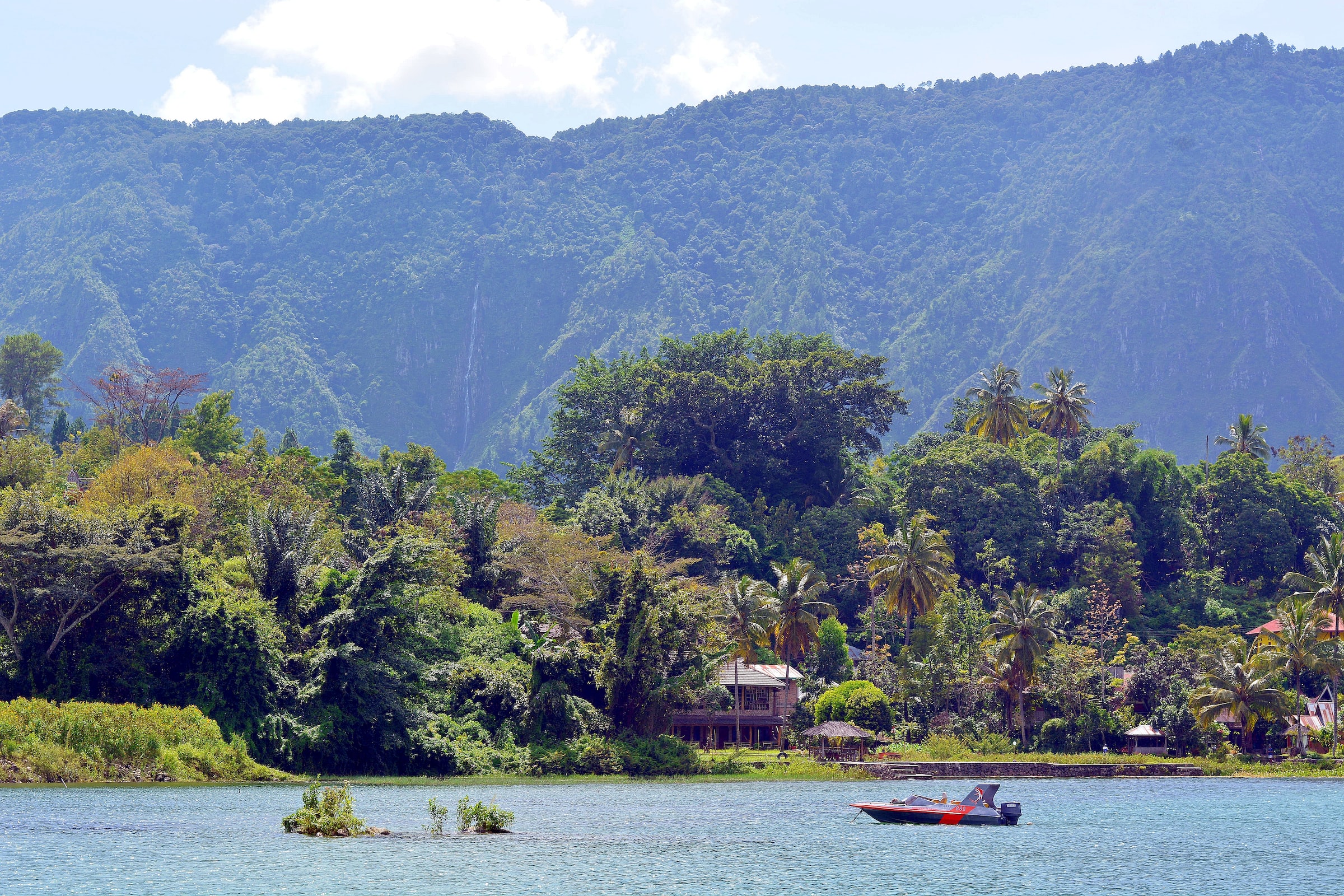 7 Destinasi Wisata Samosir Danau Toba Hits, Wajib Masuk List!